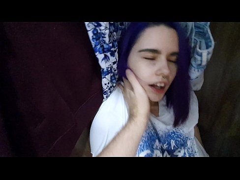 ❤️ Нашел сестренку в шкафу и помог кончить ☑ Качественный секс на нашем сайте ☑